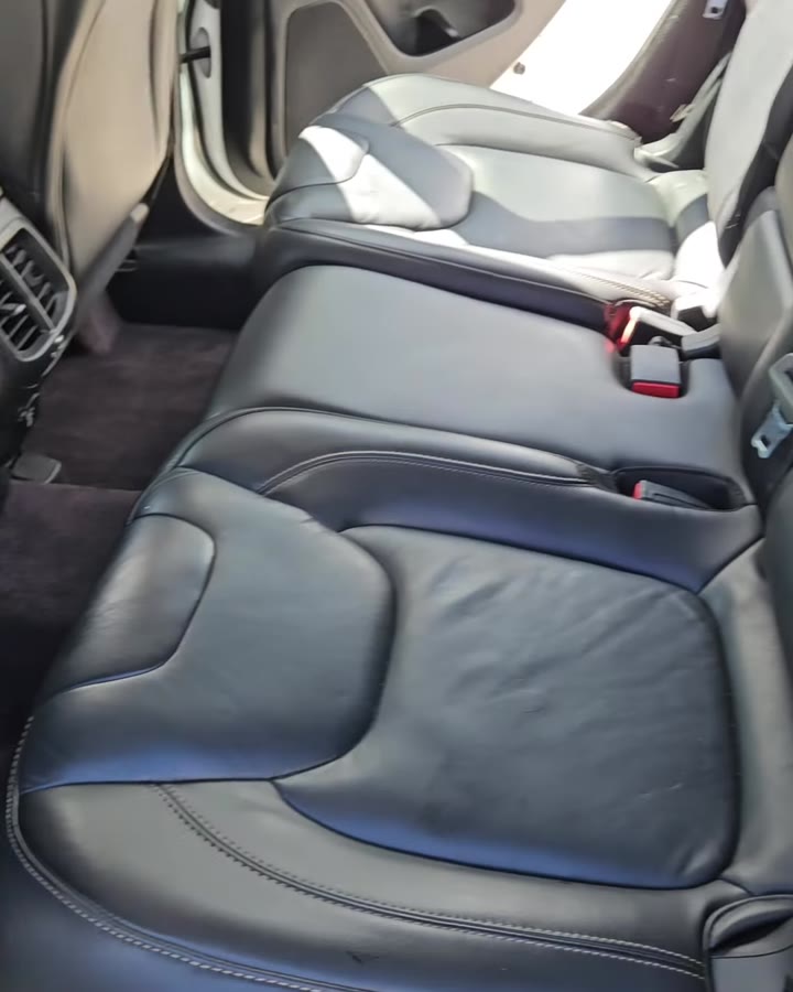 The same Jeep rear seat after detailing
